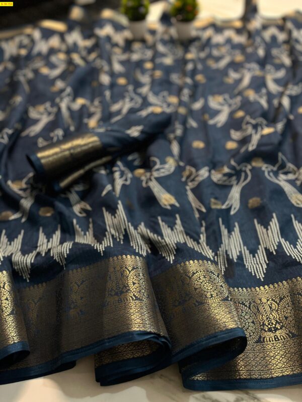 Saree - Image 2